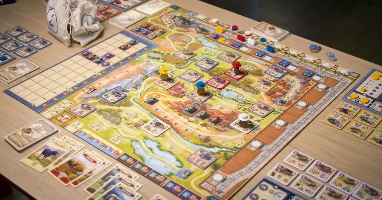 La partida montada sobre la mesa