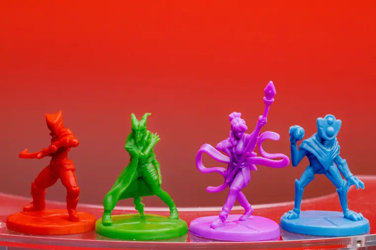 Las cuatro figuras de personaje