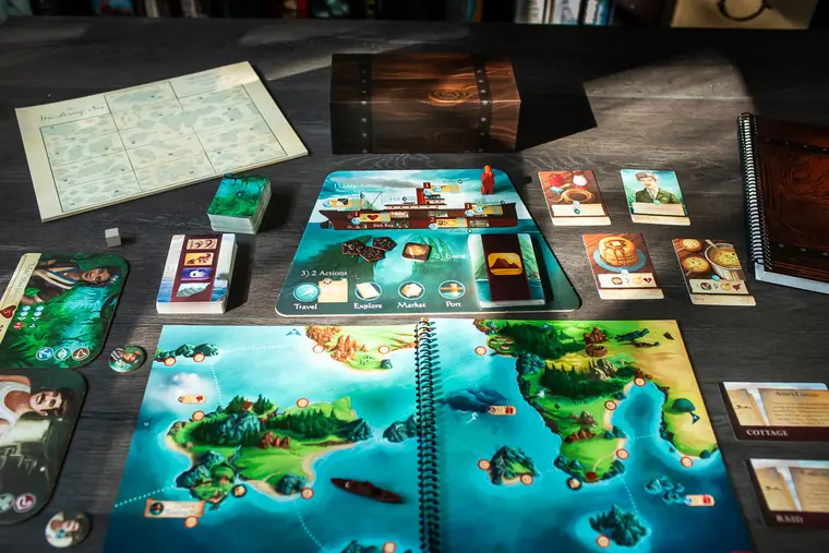 La partida montada: atlas, barco y tableros